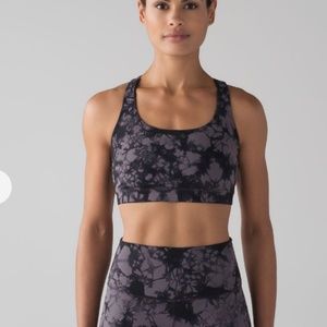 Lululemon Energy Black Shibori Magnum Black Bra